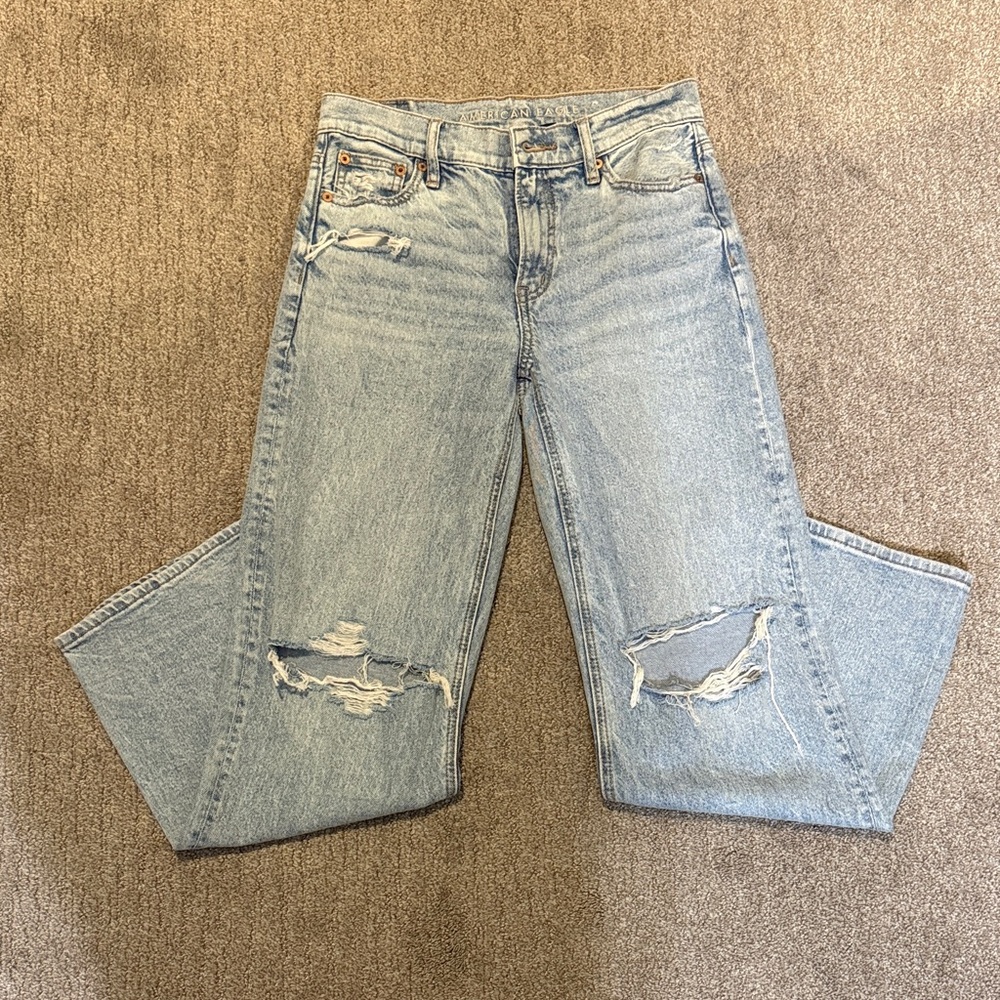 American Eagle Outfitters Women’s Light Denim Jeans